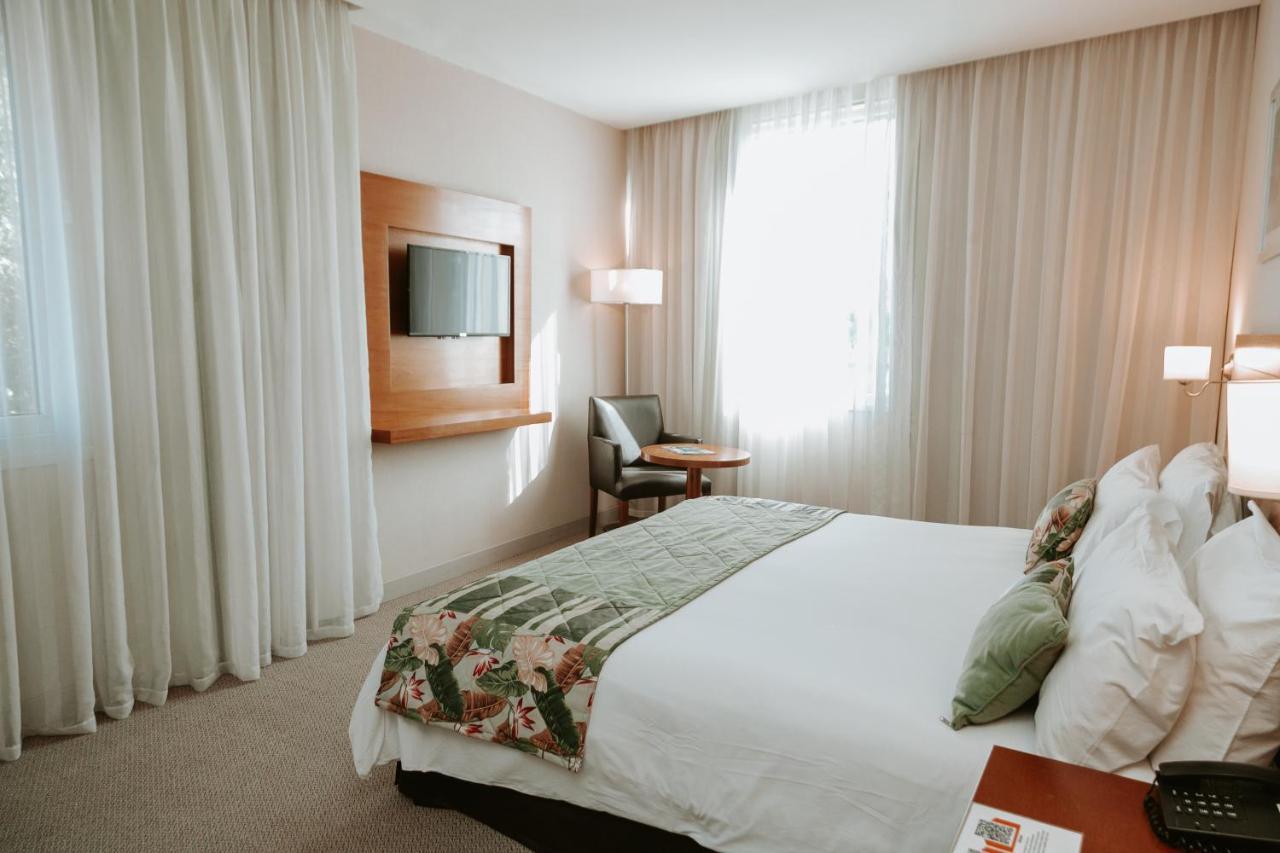 โฮเวิร์ด จอห์นสัน เยร์บา บวยนา Hotel เยอร์วาบวยนา ภายนอก รูปภาพ