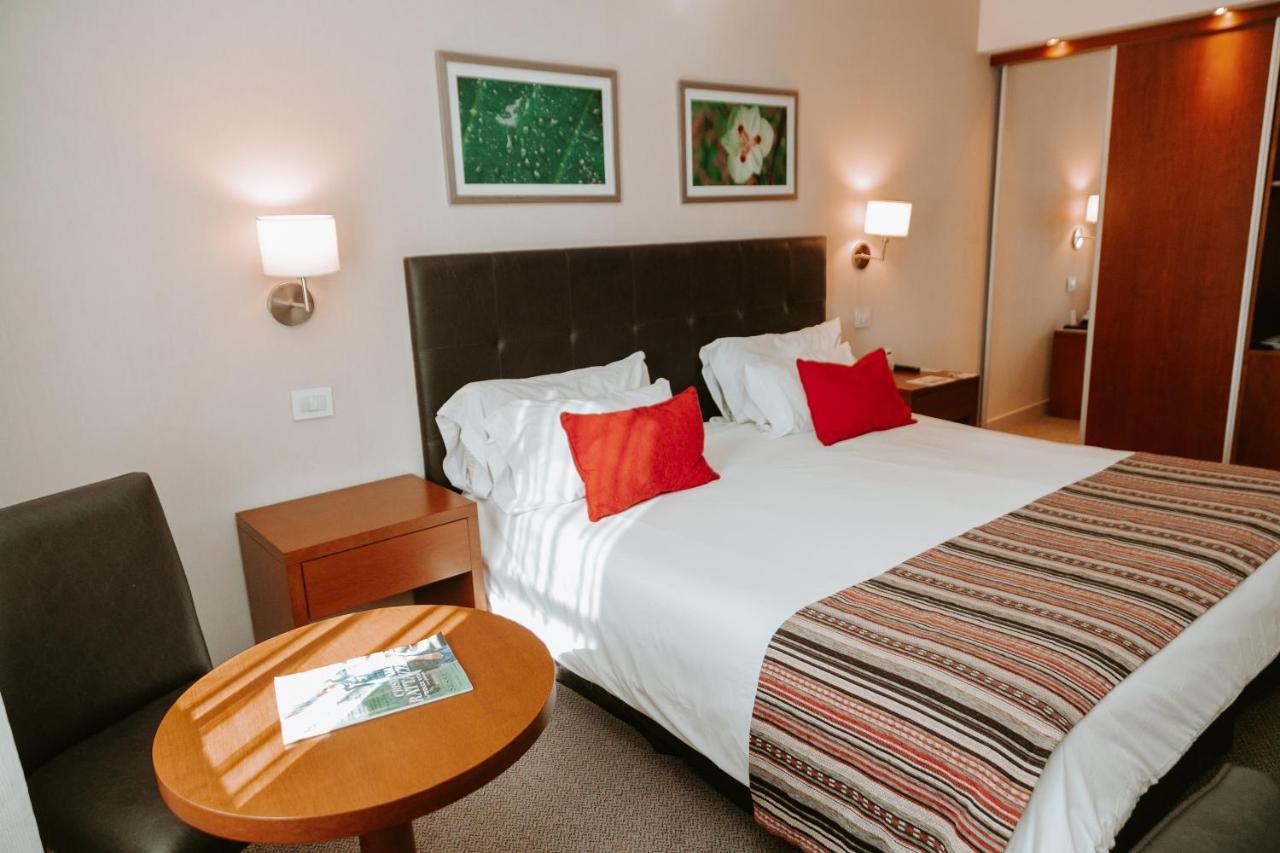 โฮเวิร์ด จอห์นสัน เยร์บา บวยนา Hotel เยอร์วาบวยนา ภายนอก รูปภาพ