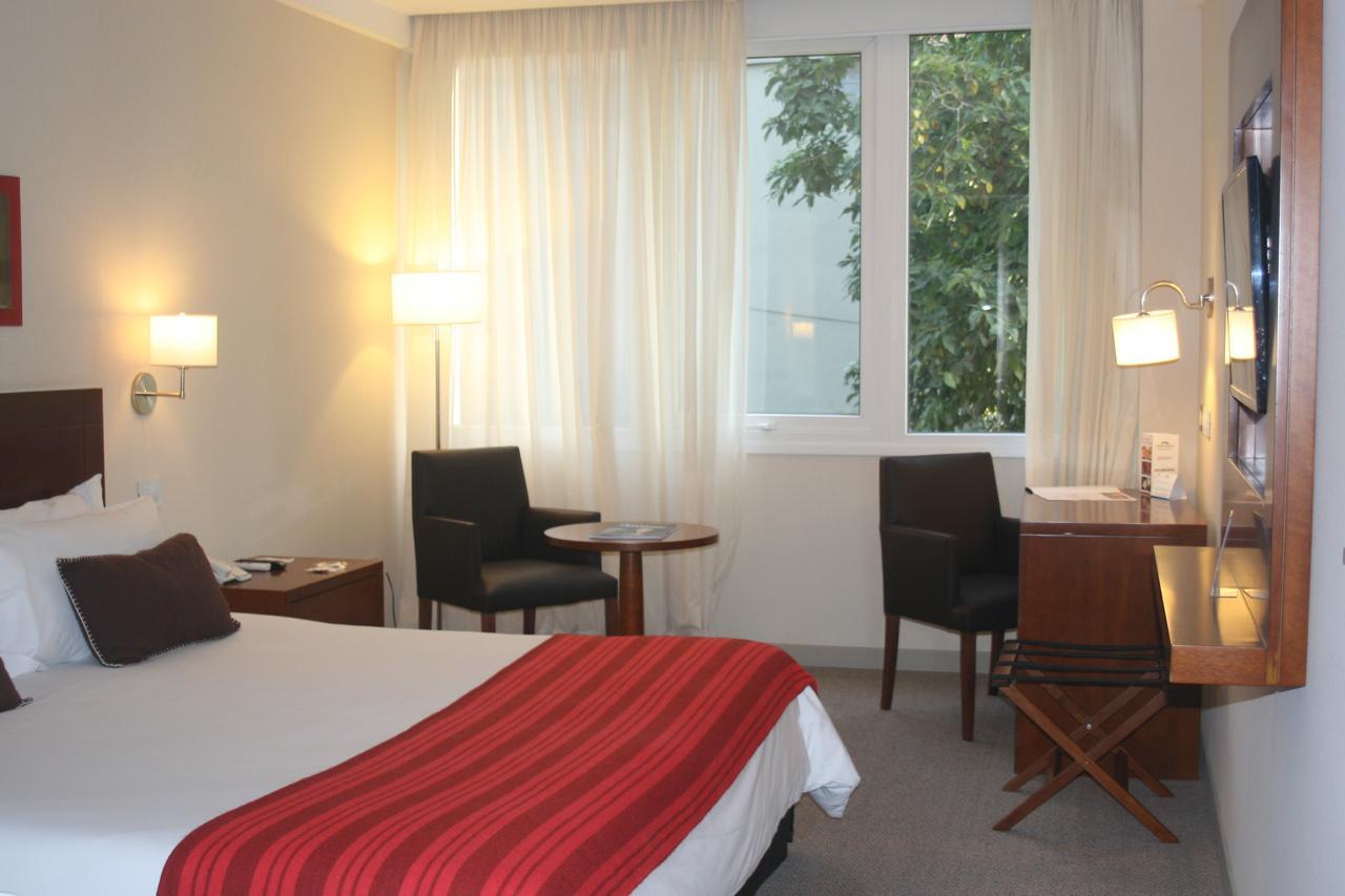 โฮเวิร์ด จอห์นสัน เยร์บา บวยนา Hotel เยอร์วาบวยนา ภายนอก รูปภาพ